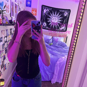 Meet your Posher, Bells